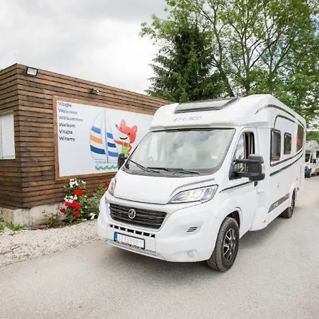 Lipno Modrin Camping *